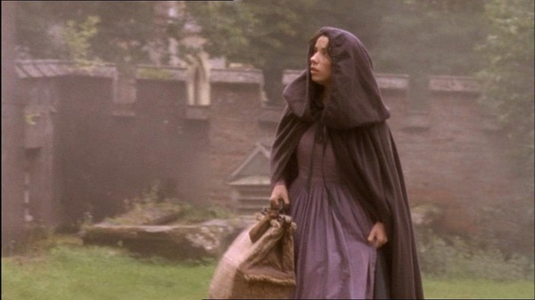 剧,由 a href="#" data-lemmaid="1209450">艾斯林·沃尔什 /a>执导, 