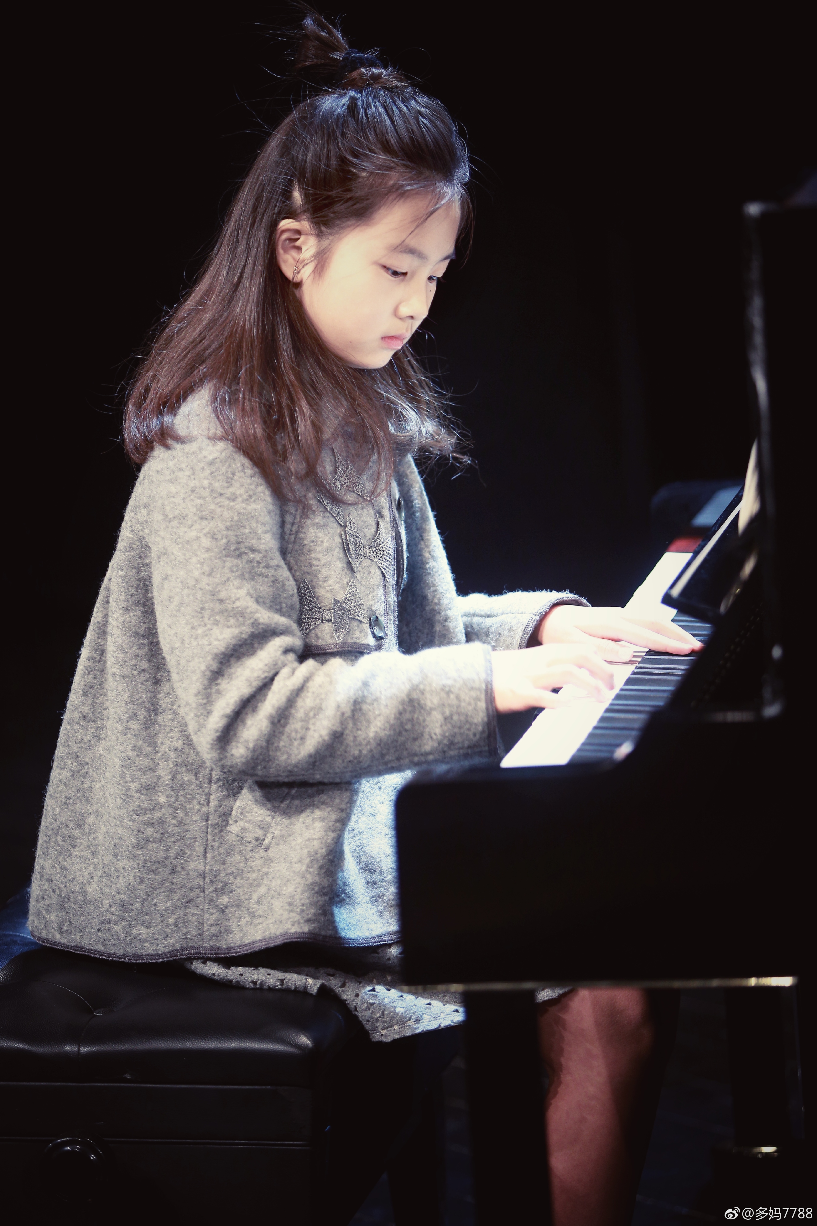  p data-id="go146hlegz">黄忆慈(christine),演员 a target="_blank"