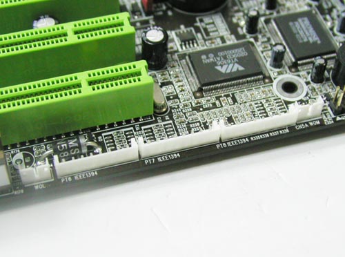  p>1394连接是电脑里装的视频采集卡的,简称1394卡.