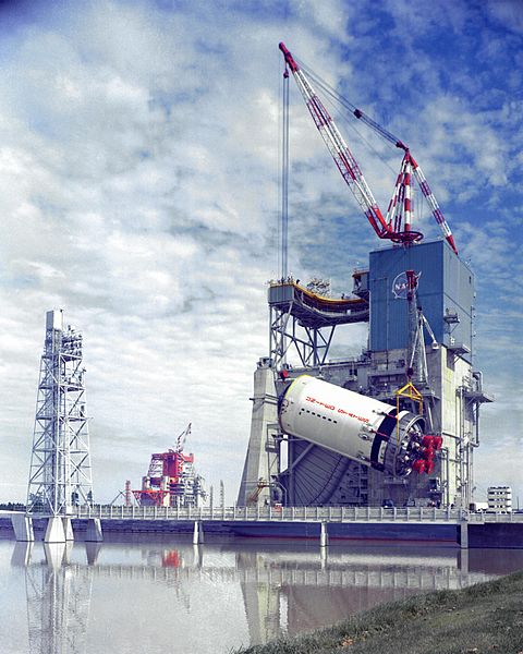 vrd">土星5号运载火箭(英文:saturn-5,又称:saturn v,译文:农神五号