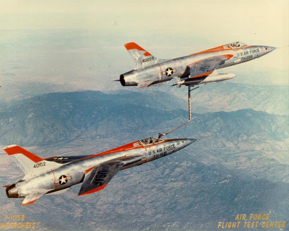 f-105雷公攻击机