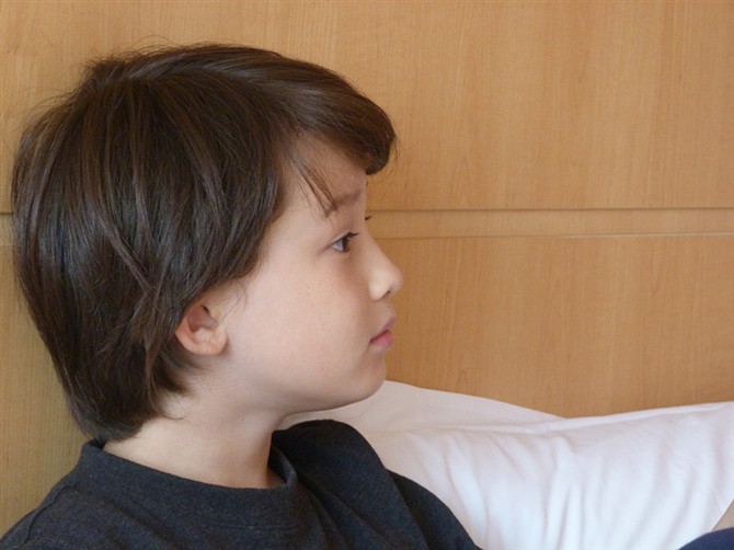  p data-id="gnrrsitv29">聂杰铭 i>(james nicol) /i>,中澳混血儿