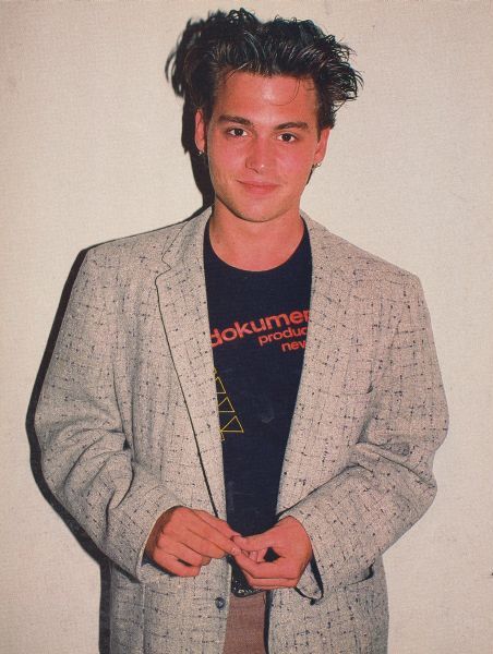  p>约翰尼·德普(johnny depp),1963年6月9日出生于美国肯塔基州,美国