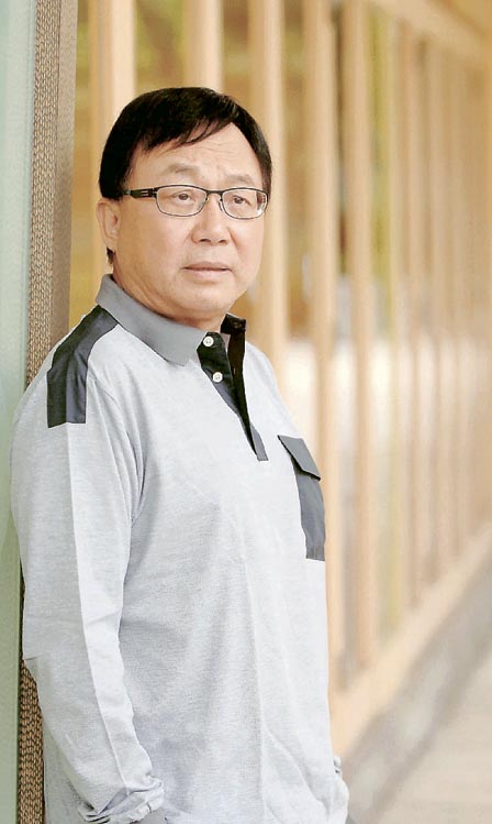 " href="/item/番禺">番禺 /a>区,michael hui,中国香港男导演,演员