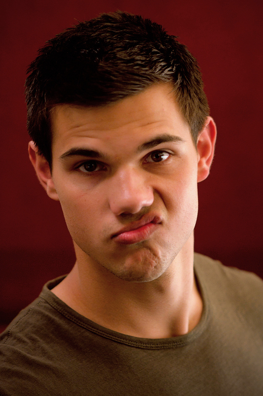  p>泰勒·洛特纳(taylor lautner),1992年2月11日出生于美国密歇根州