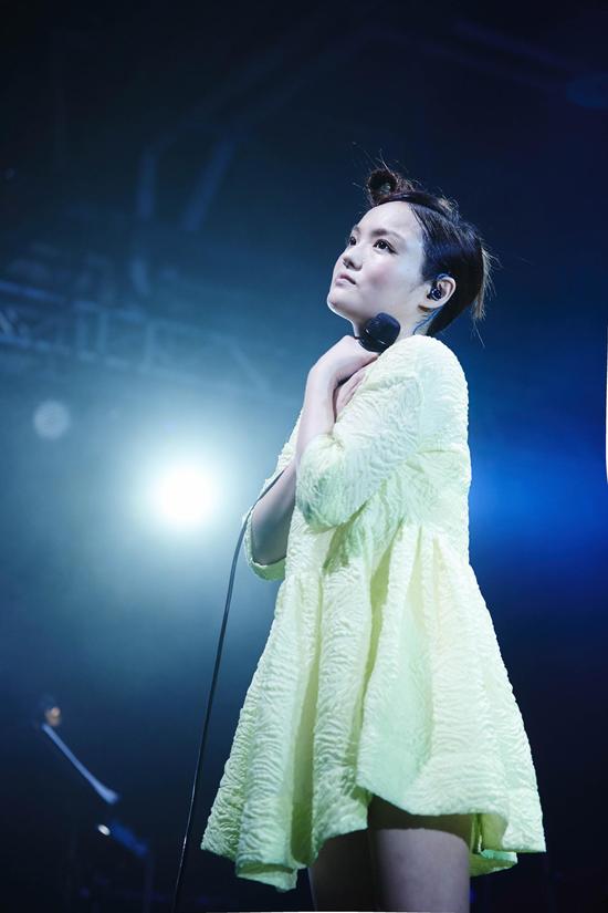  p>《失落沙洲》由徐佳莹作词作曲,并由她演唱的一首歌曲,收录在