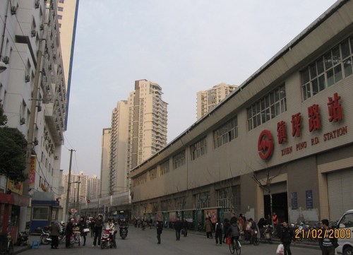  p>石泉路街道位于 a href="#" data-lemmaid="3146605">上海市普陀区