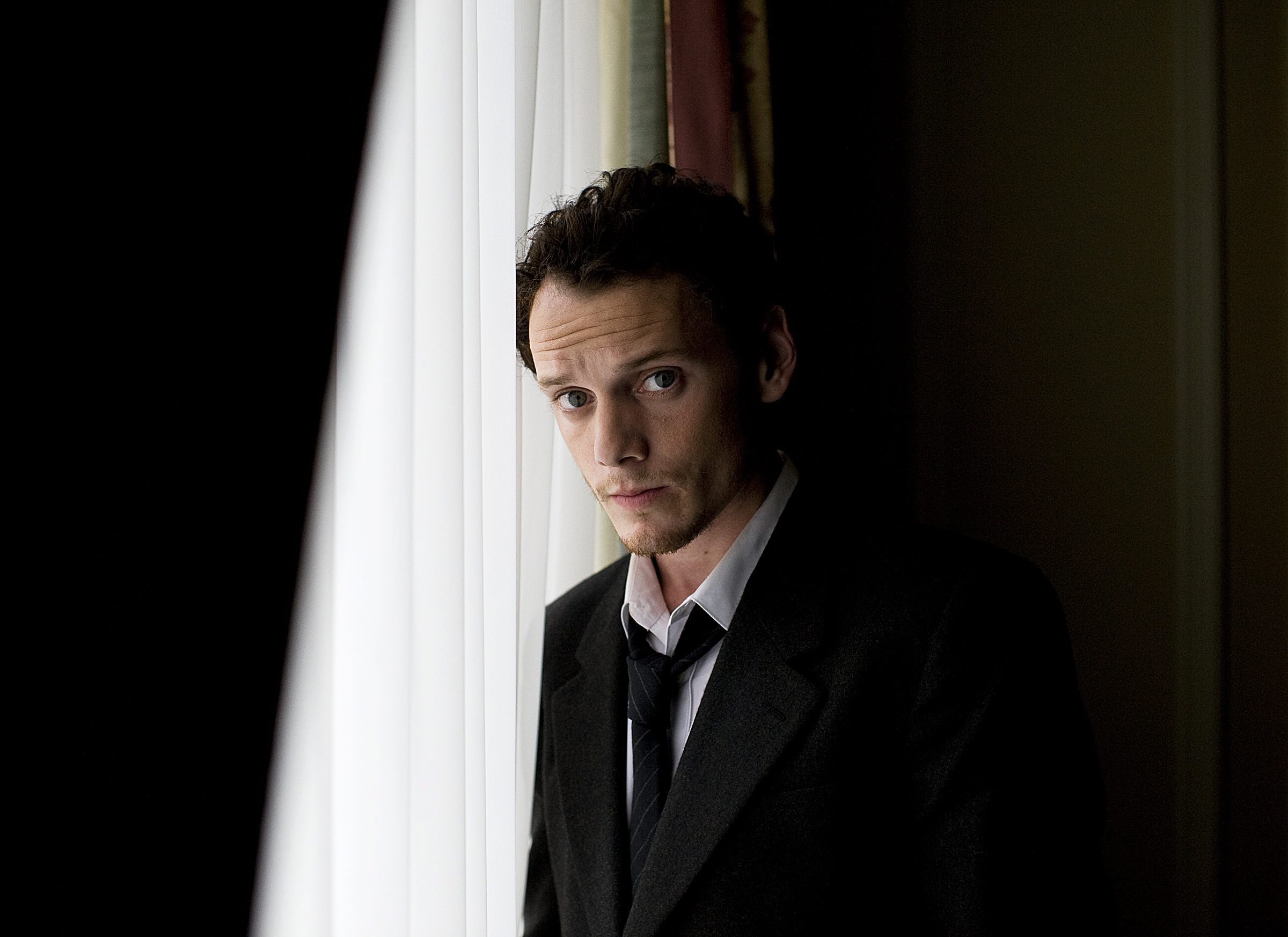 1989年3月11日-2016年6月19日),出生于俄罗斯圣彼得堡,俄罗斯演员