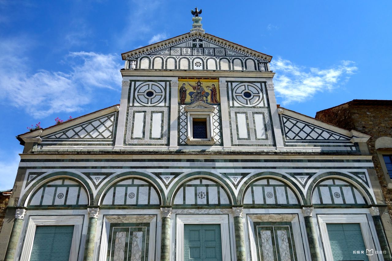 圣米尼亚托大殿