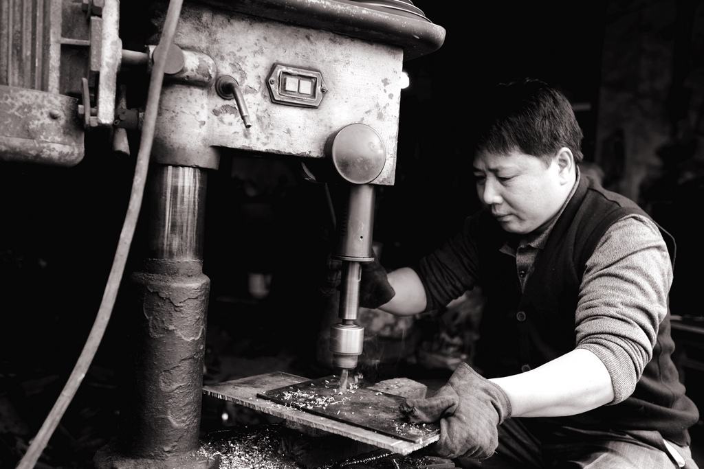 arh">铆焊是电焊的一种 a target="_blank" href="/item/焊接/513162"