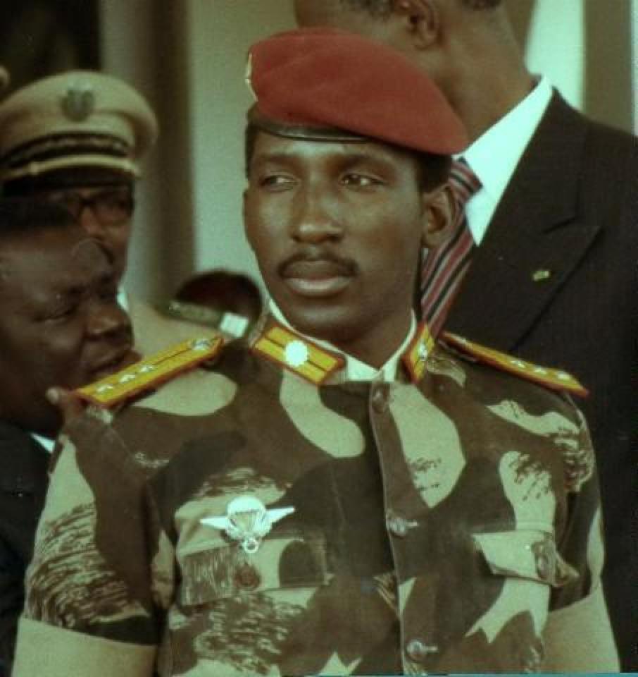 p>托马斯·桑卡拉(thomas sankara)(1949年12月21日,亚科,——1987年