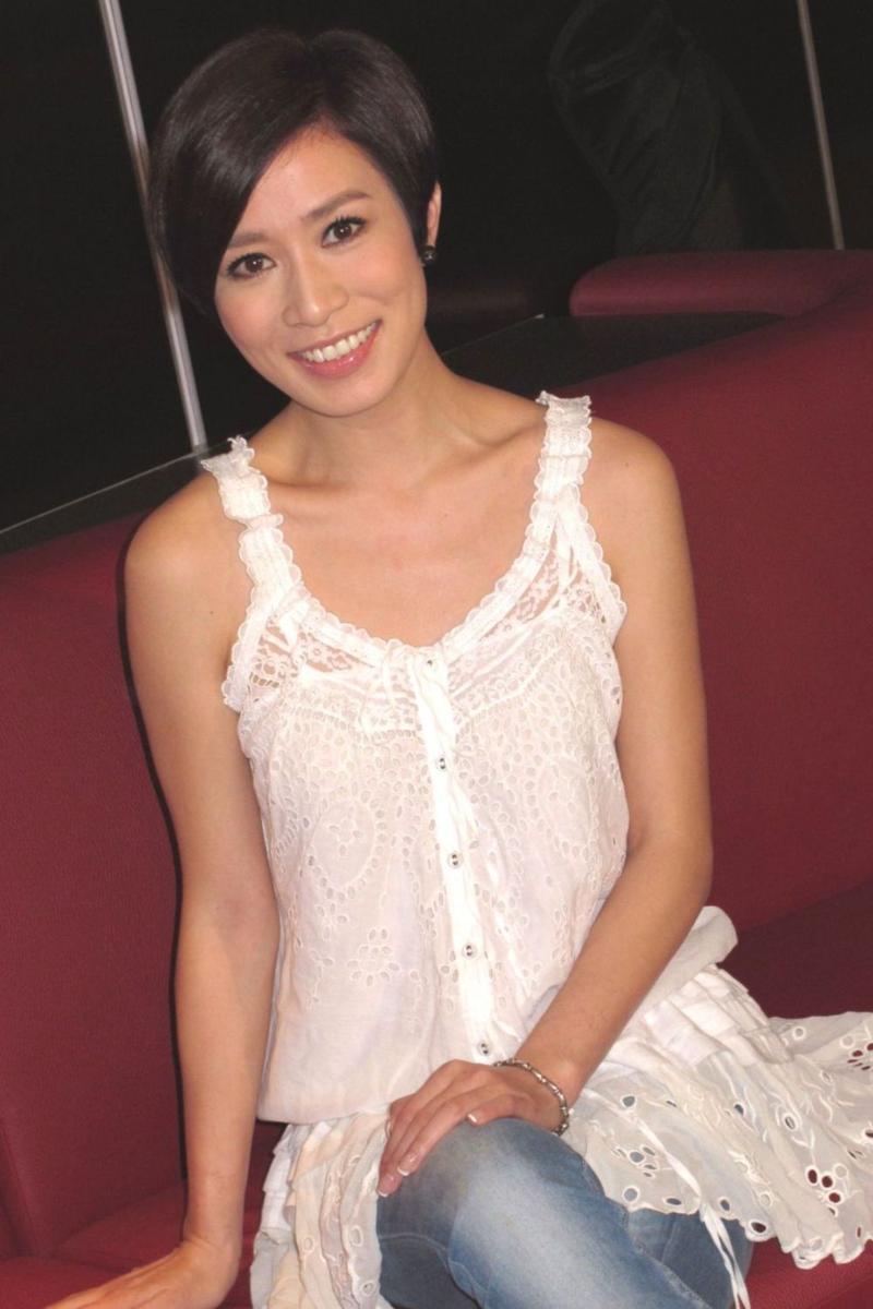  p>佘诗曼,1975年5月28日出生于香港,中国香港女演员,毕业于 a target