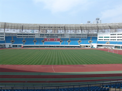 上海市浦东新区 /a> a target="_blank" href="/item/源深体育发展