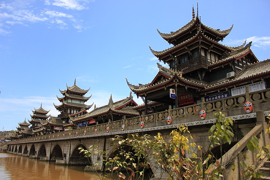  p>德阳市罗江区位于成都平原北部边缘,隶属四川省德阳市市辖区,东接 