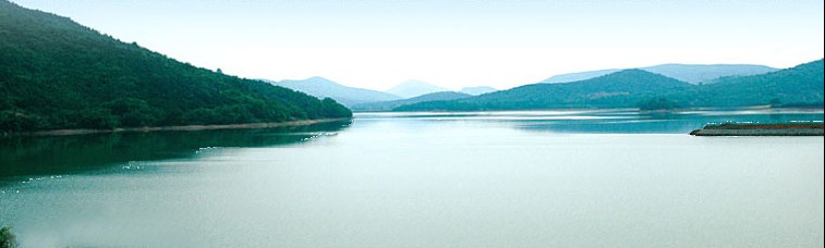  p>香泉湖国际度假中心项目位于南京市西南部,地处安徽省和县香泉镇