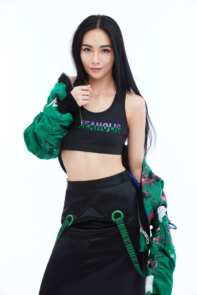  p>陈妍臻,英文名nikki,出生于中国台湾, a target="_blank" href="