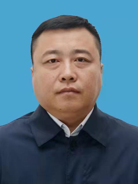 id="tp7triwvg2to">贾立辉,男,1981年10月份出生,汉族,吉林前郭县人