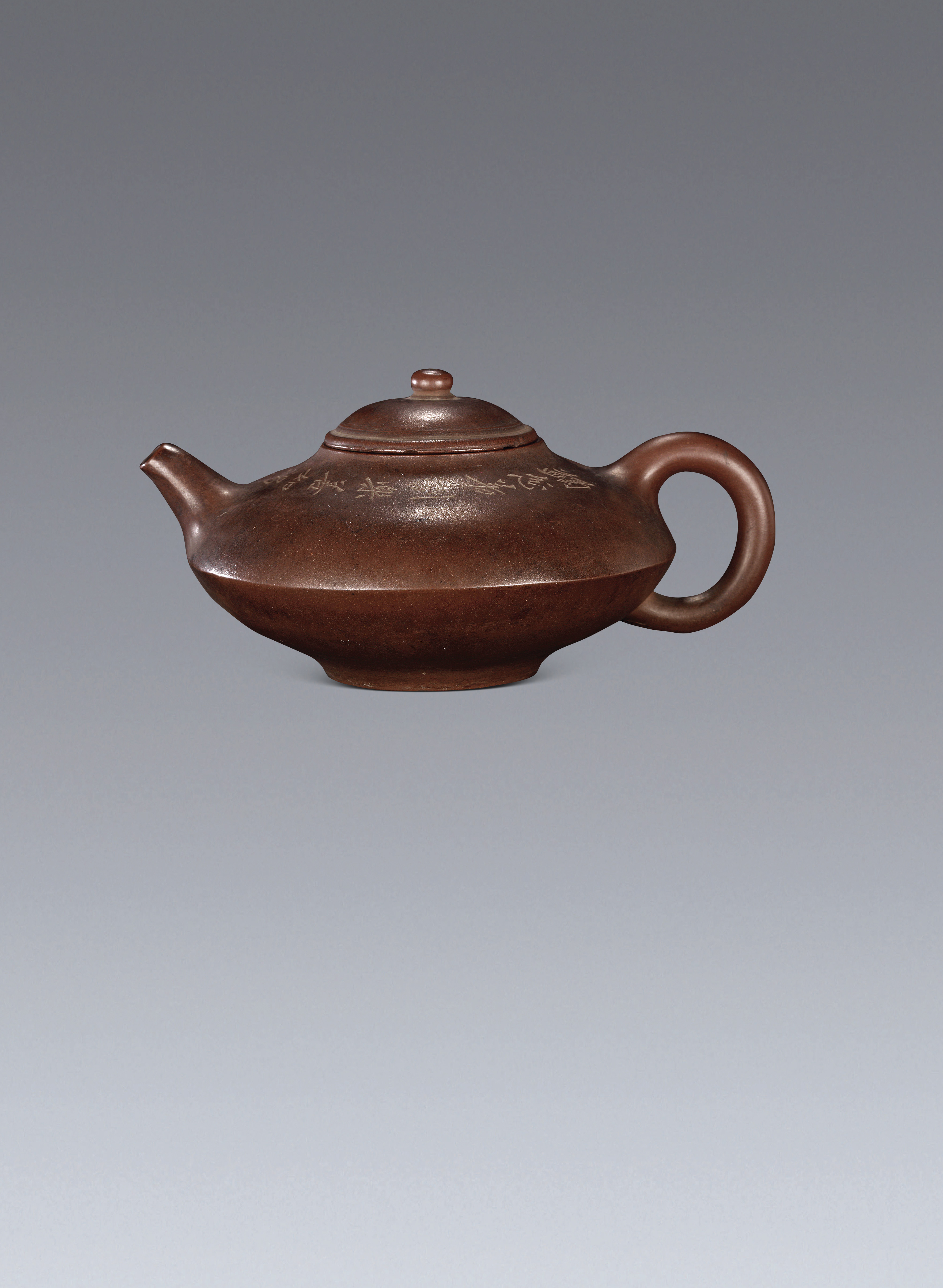 清宜兴茶壶