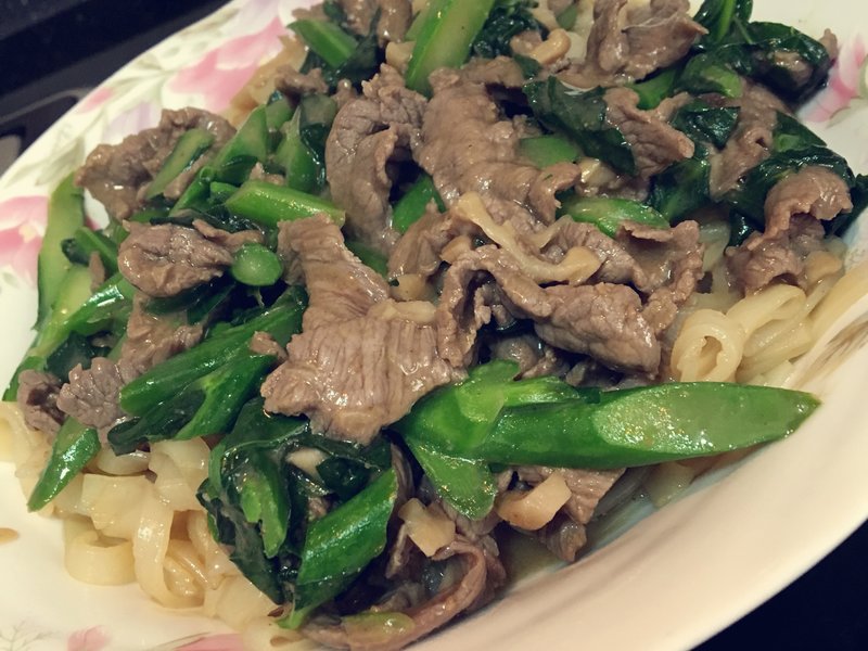 正宗潮汕芥兰炒牛河