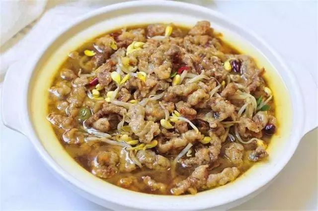 黄豆芽炖小酥肉