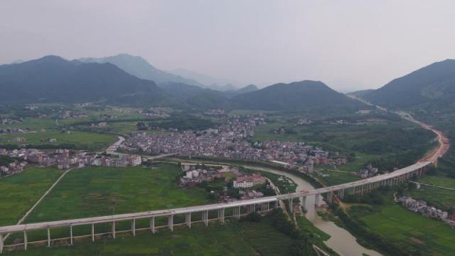  p>怀集—郁南高速公路(huaiji–yunan expressway),简称"怀郁高速"