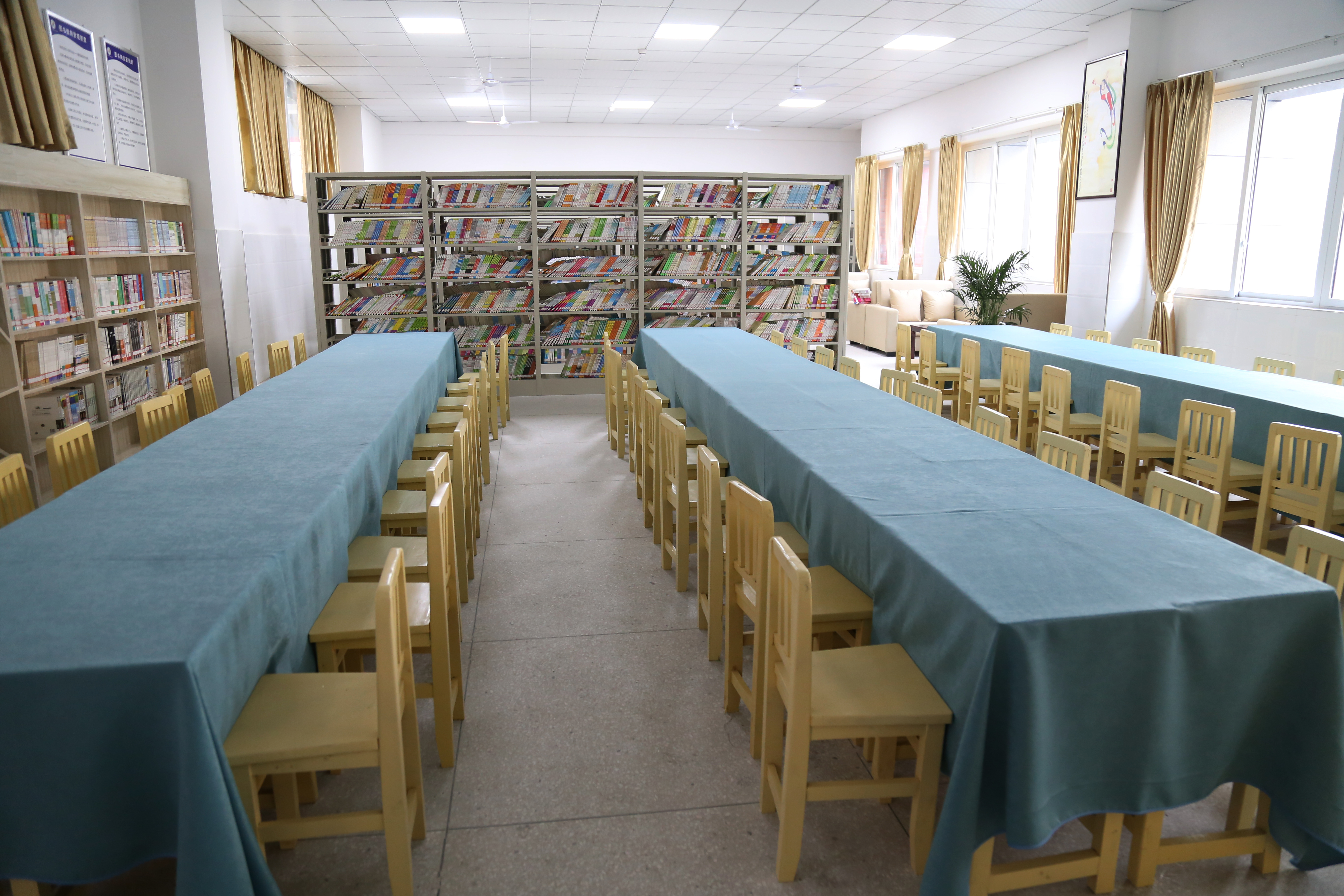 重庆市永川区神女湖小学校