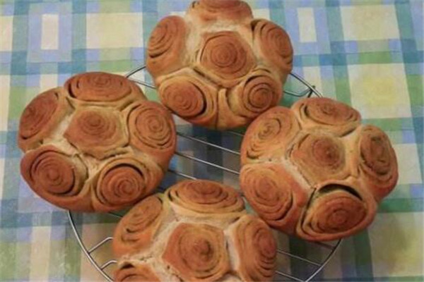  p data-id="gnasf3493m">烧锅子是一种面食小吃,属于甘肃永登地区