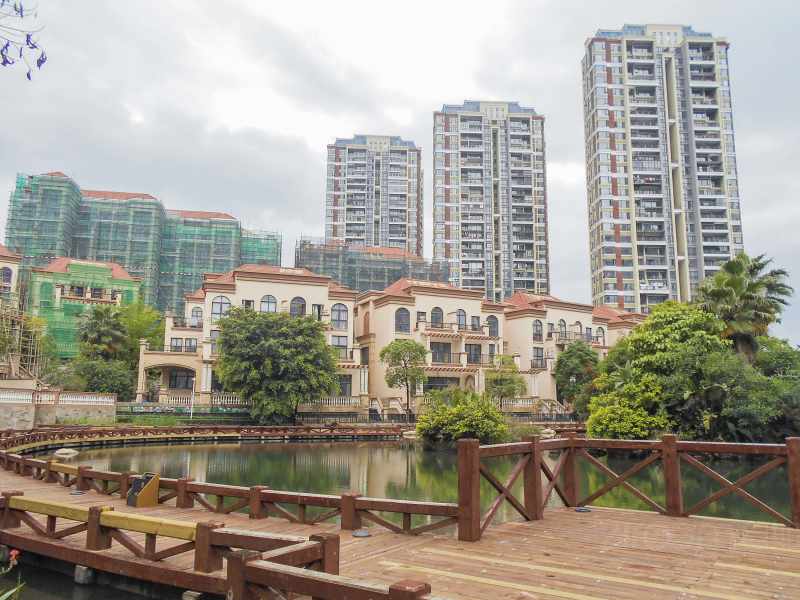  p data-id="gn2ocp3v4d">龙岸花园一期位于深圳市龙岗区坂田,由 a