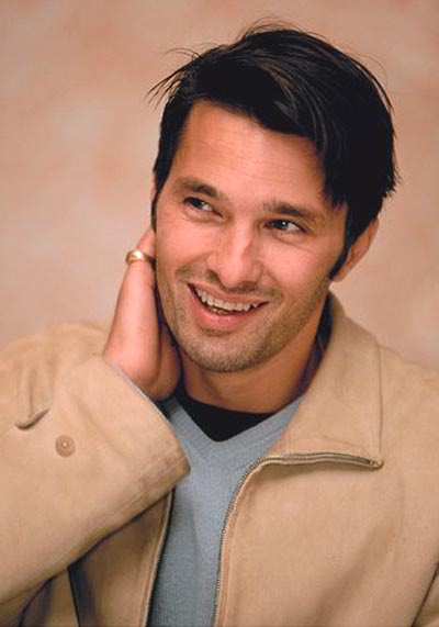 martinez),别名奥利维耶·马丁内兹,1966年1月12日出生于巴黎,法国