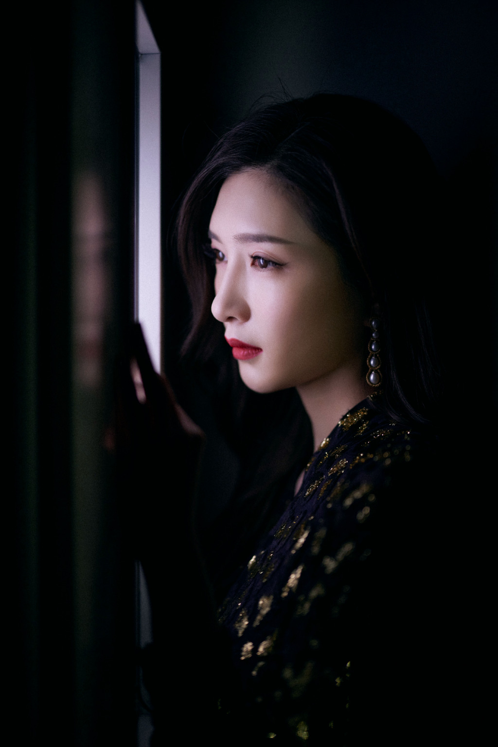  p>江疏影,1986年9月1日出生于上海,中国内地女演员,毕业于 a target=