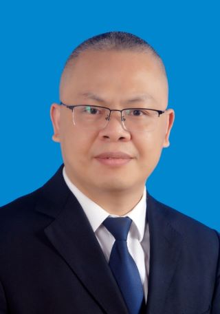 刘聪雷