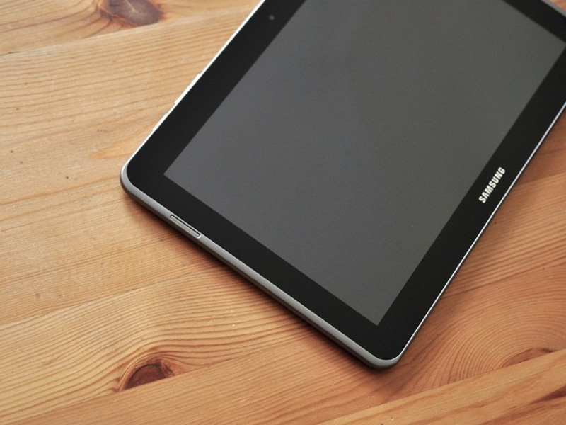  p data-id="gnar21jcdv">三星galaxy tab是一款屏幕尺寸为7英寸,机器