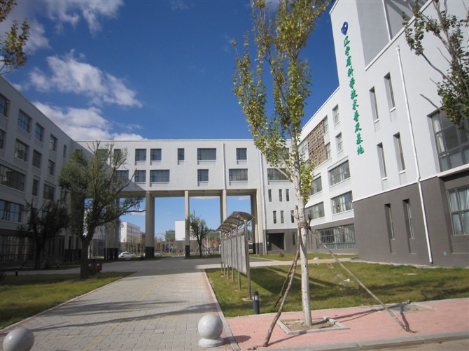  p>铁岭师范高等专科学校(tieling normal college)位于 a target="