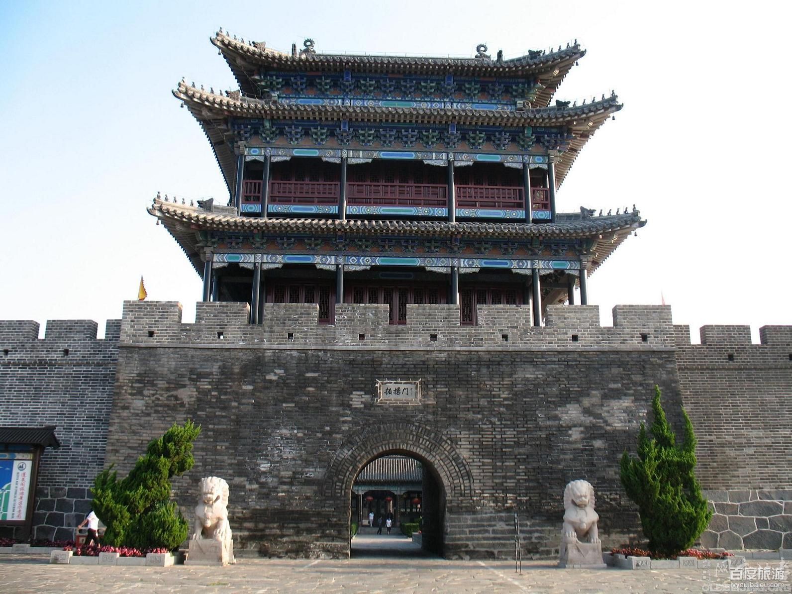  p>振扬门为蓬莱水城南门,坐北朝南,建于明洪武九年.