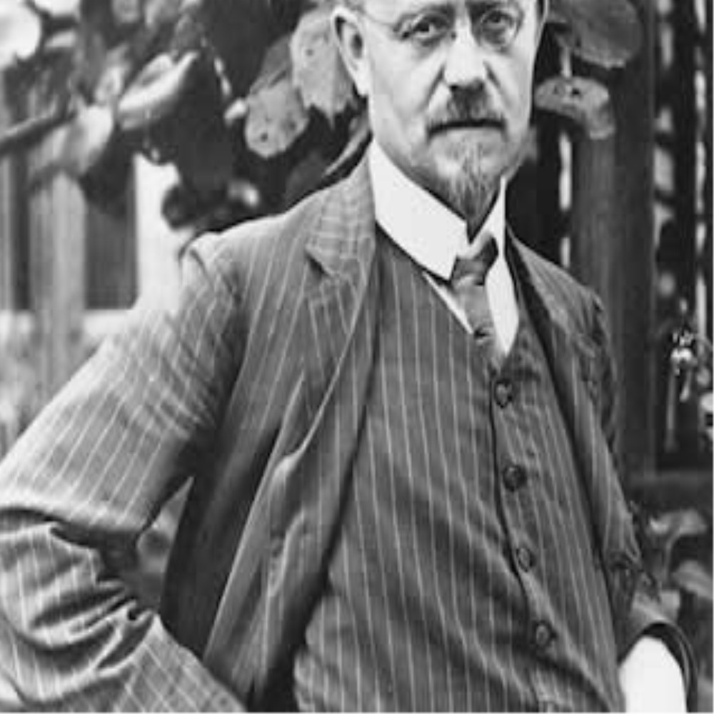  p>奥古斯特·霍希(august horch),31岁时辞去了在卡尔·本茨开设的