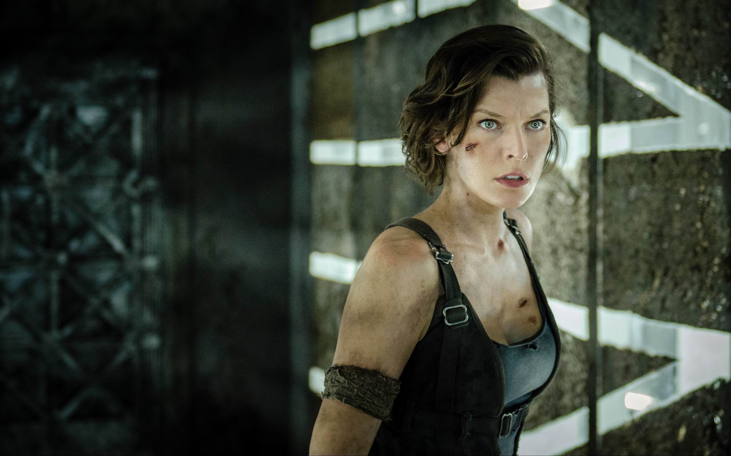  p>动作镜头在影片中过多的运用,属于近景系列镜头,也称为局部镜头