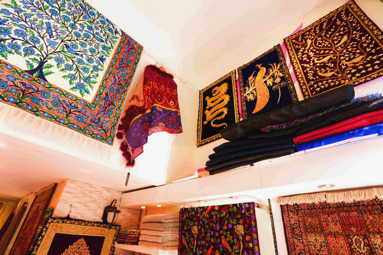 0fe4kbp4">波斯地毯是 a target="_blank" href="/item/伊朗/156607"