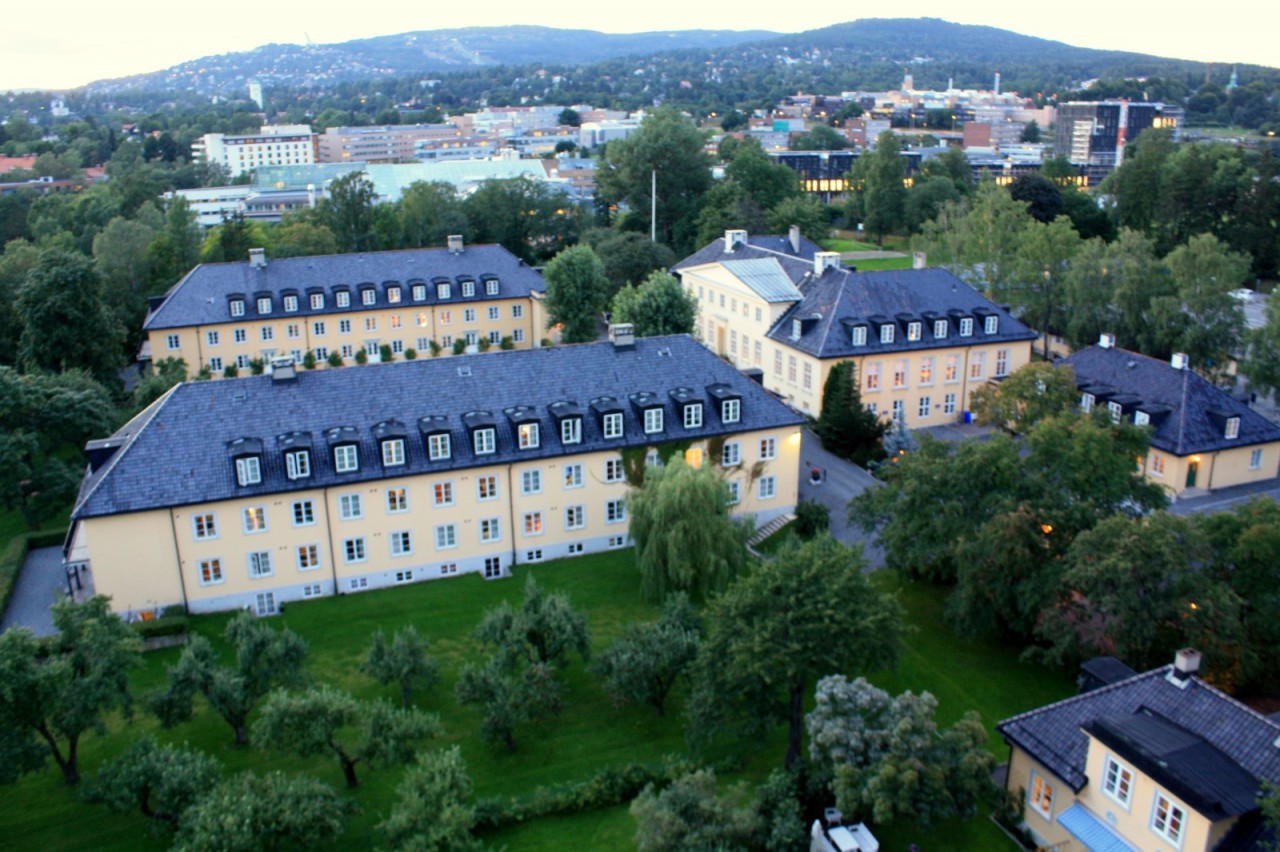  p>奥斯陆大学(挪威文:universitetet i oslo)是 a target="_blank"