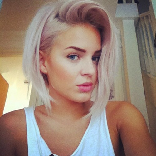 (anne-marie),1991年4月7日出生于英国埃塞克斯郡,英国流行乐女歌手