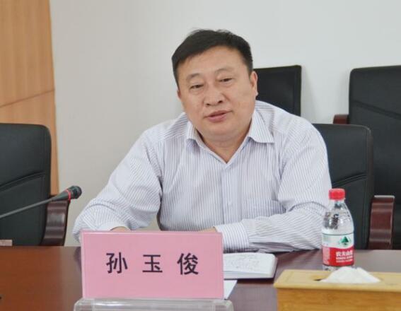 1965年11月出生,安徽 a target="_blank" href="/item/霍邱/228195"