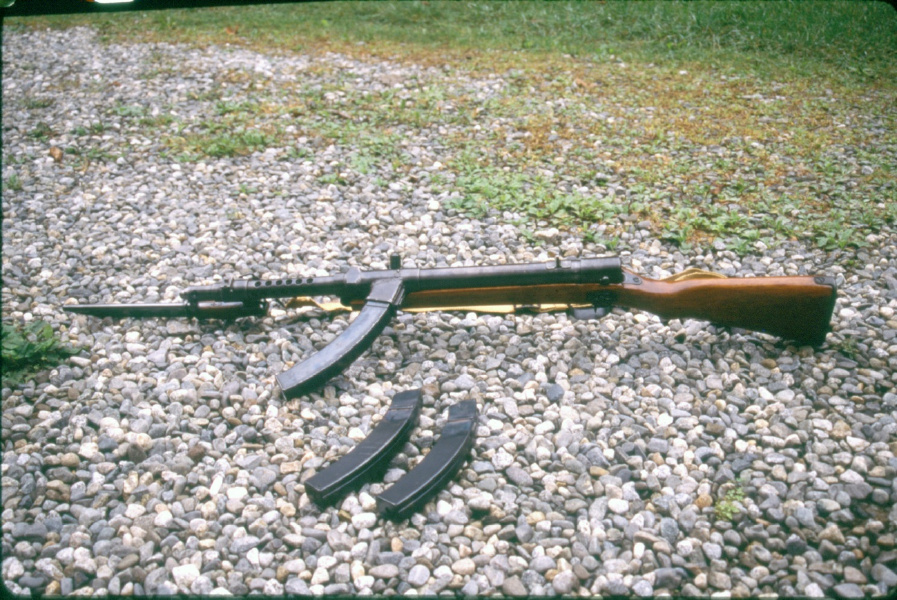  p>百式冲锋枪为日本陆军在 a href="#" data-lemmaid="174090">第二