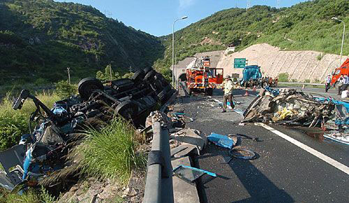 6·3沈海高速特大交通事故