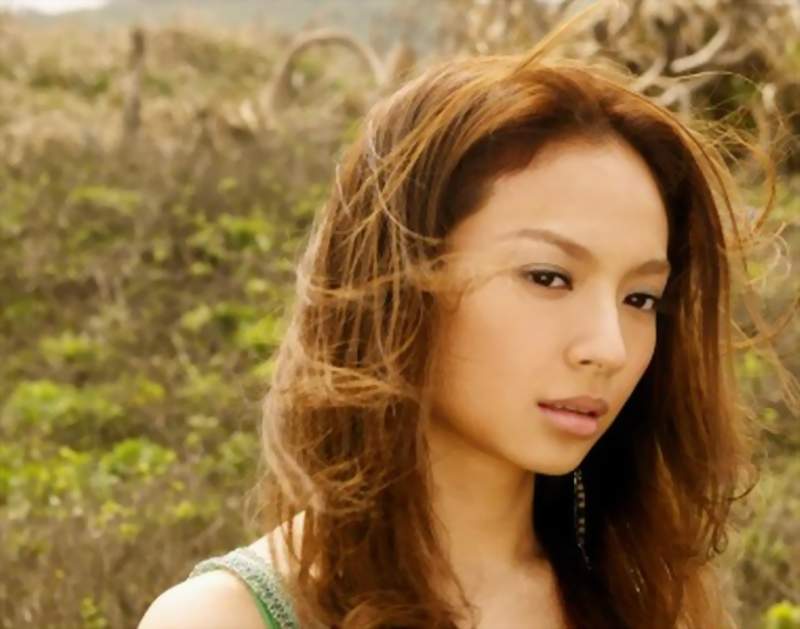  p data-id="gnx05e3woz">詹雯婷(faye飞),1981年8月27日出生于台湾省