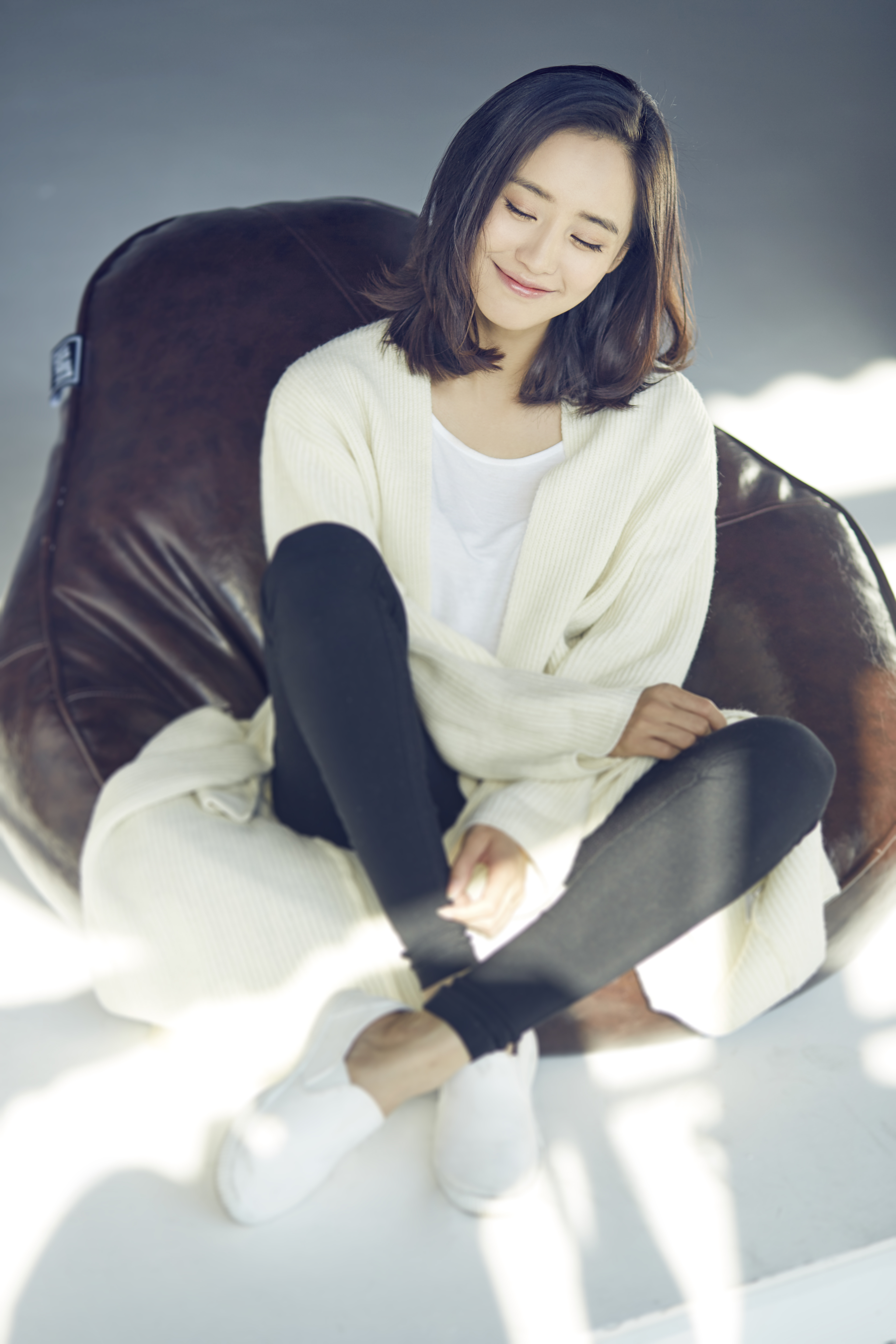  p>王智(原名王紫瑄),1982年7月29日出生于辽宁省鞍山市,中国内地女