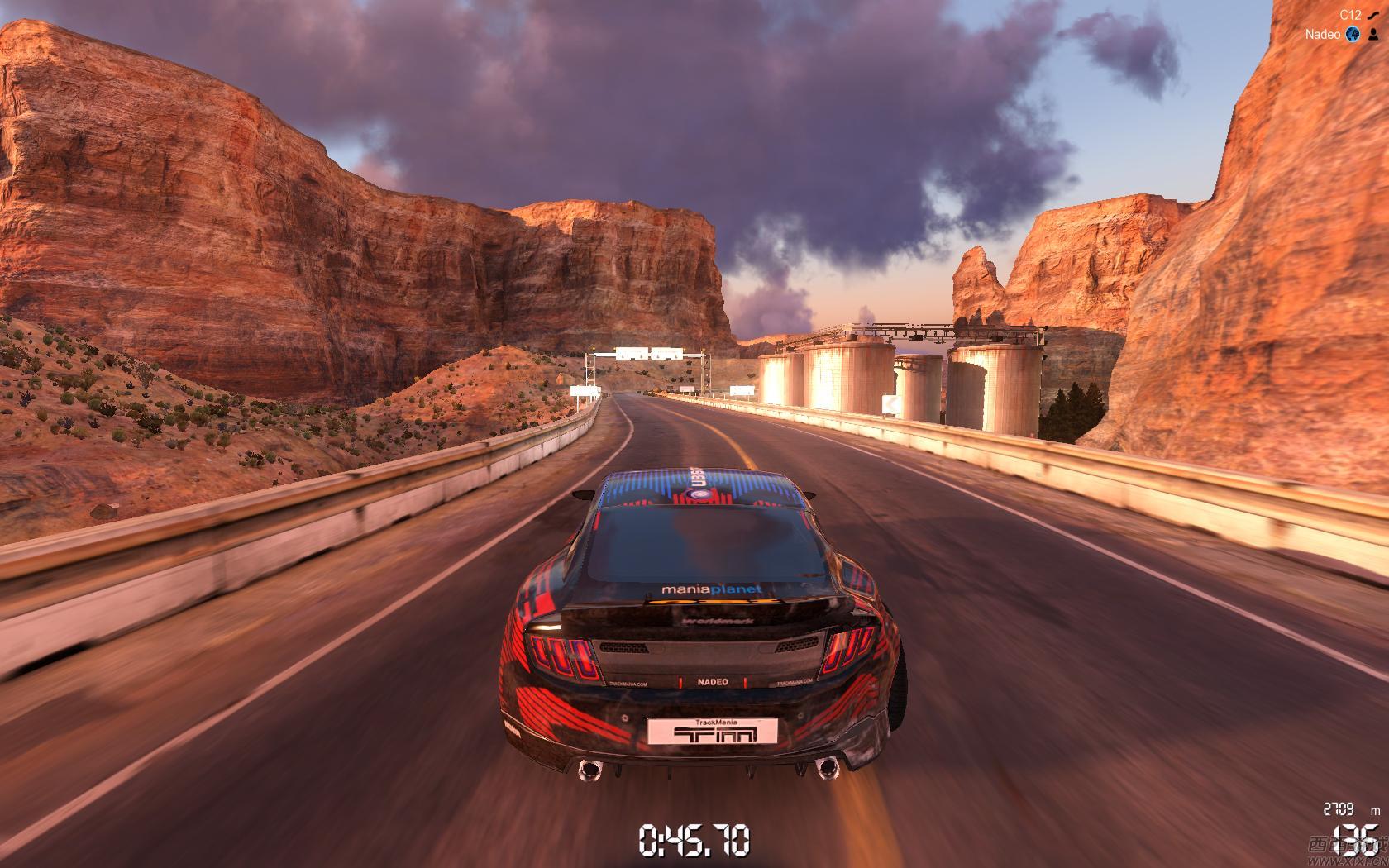  p>《赛道狂飙2:体育场》把场景设定在了《赛道狂飙》系列社区"