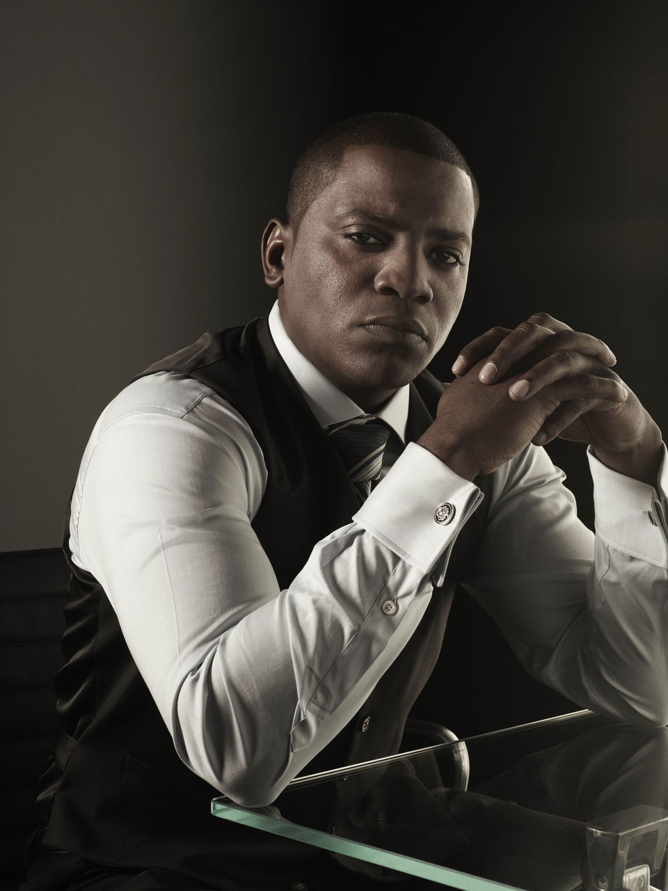 公司 /a>于2009年—2011年播出,由 a href="#">tim roth /a>,kelli