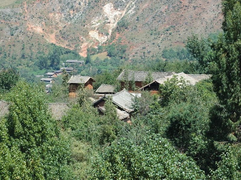 位于茈碧湖镇北边,距离哨横村委会2.00 公里,距离茈碧湖镇110.00公里.