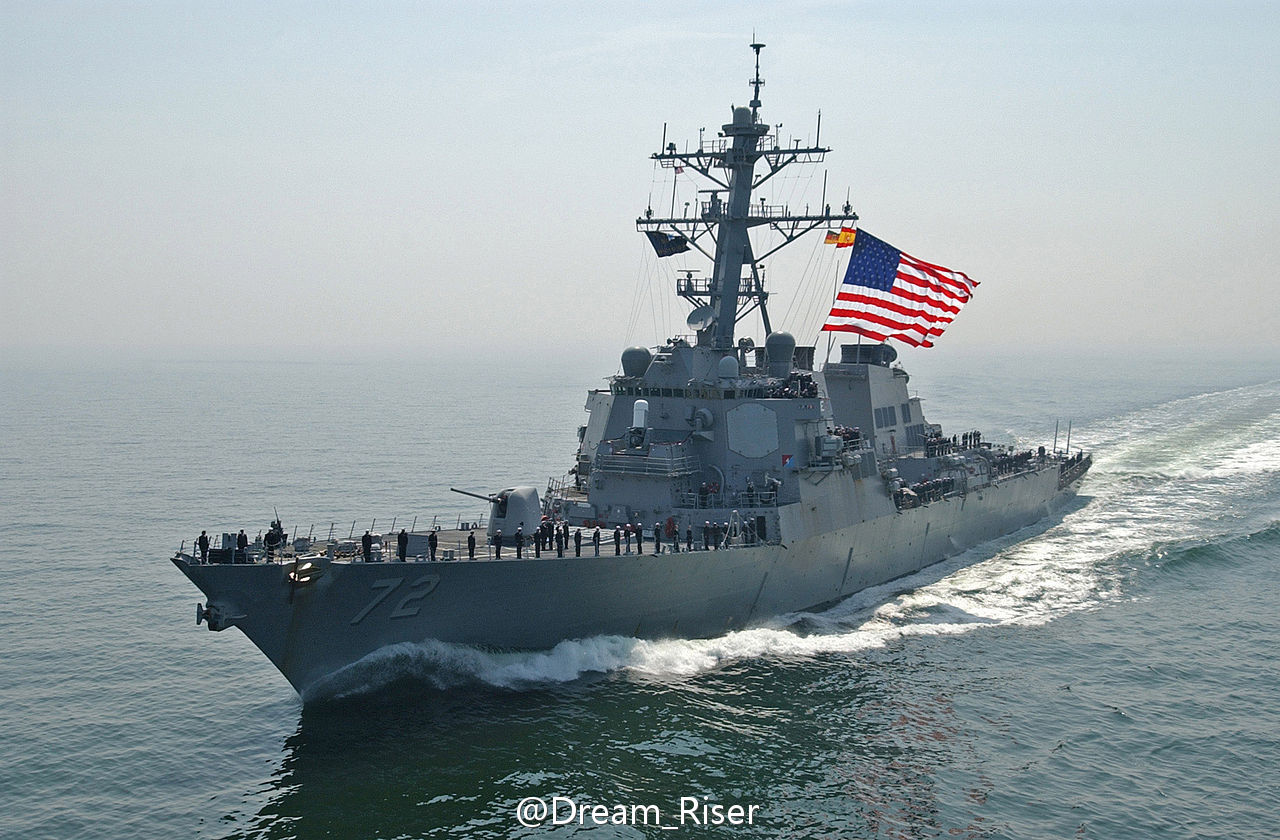 美国阿利.伯克级驱逐舰