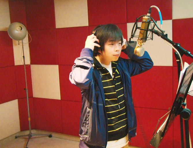  p data-id="gnavx30cj9">《抗日打鬼子》是何瑶演唱的歌曲,由何瑶