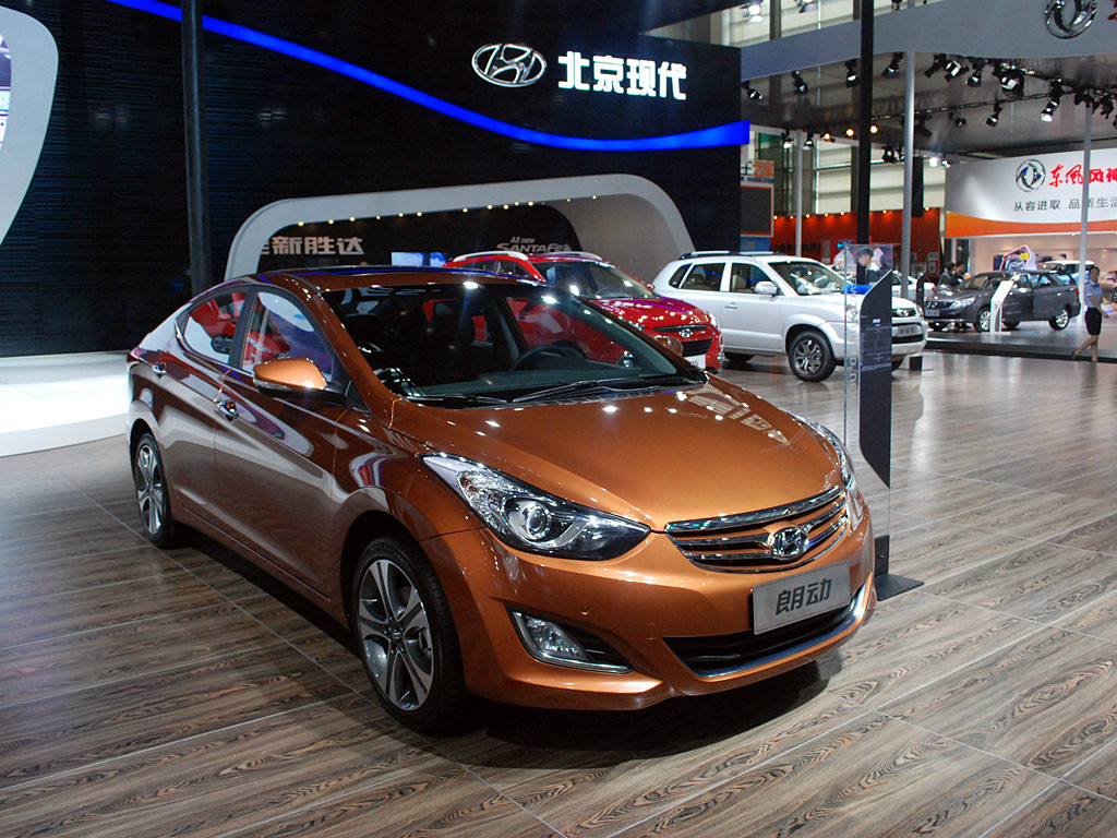  p data-id="gnzl0mwr4s">朗动,是在海外率先上市的现代汽车全球 a